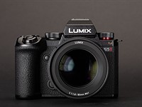 Panasonic Lumix DC-S5 II added to studio scene