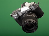 Fujifilm X-T50 review: mid-range X-T goes steady
