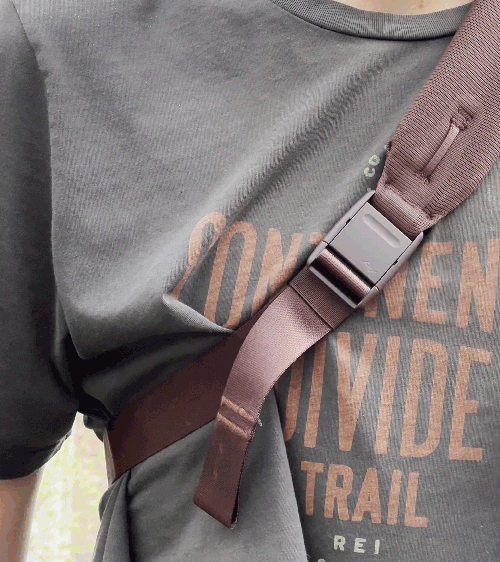 Peak-Design-Bag-Unclasp