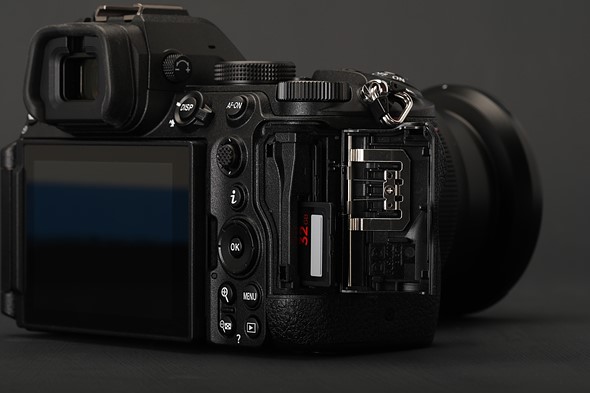 nikon z5ii card slots