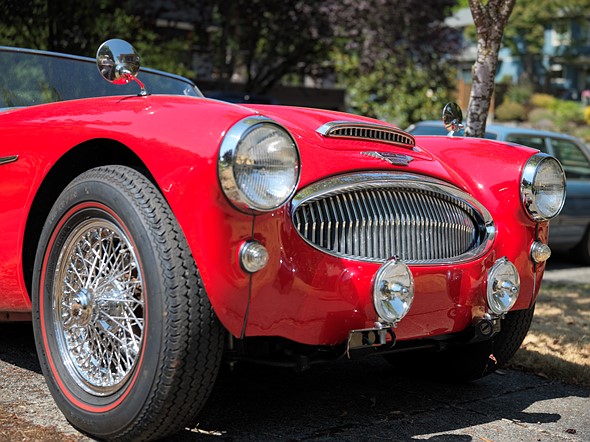 x2d ii red vintage car