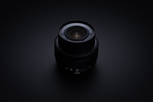 XC13-33mmF3.5-6.3 black back 7