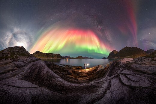 “Essence of the Arctic Night” – Giulio Cobianchi