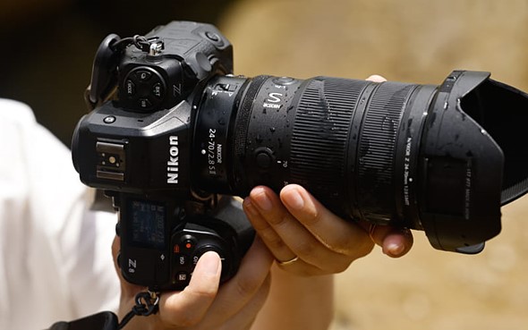 nikon z8 with 24-70 f2p8 wet