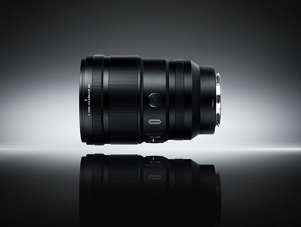 7artisans 135mm f1p8 on black and white background